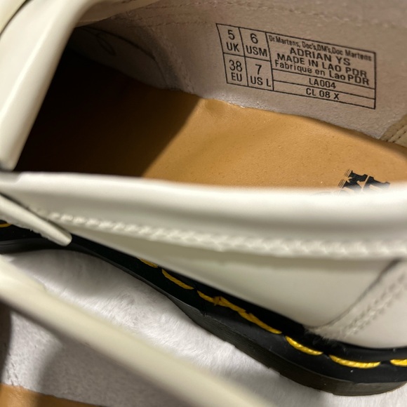 HP🎉NWT Dr Marten Adrian Tassle White Loafers - Picture 13 of 14